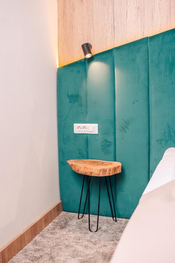 Hotel Forest Pale Bagian luar foto