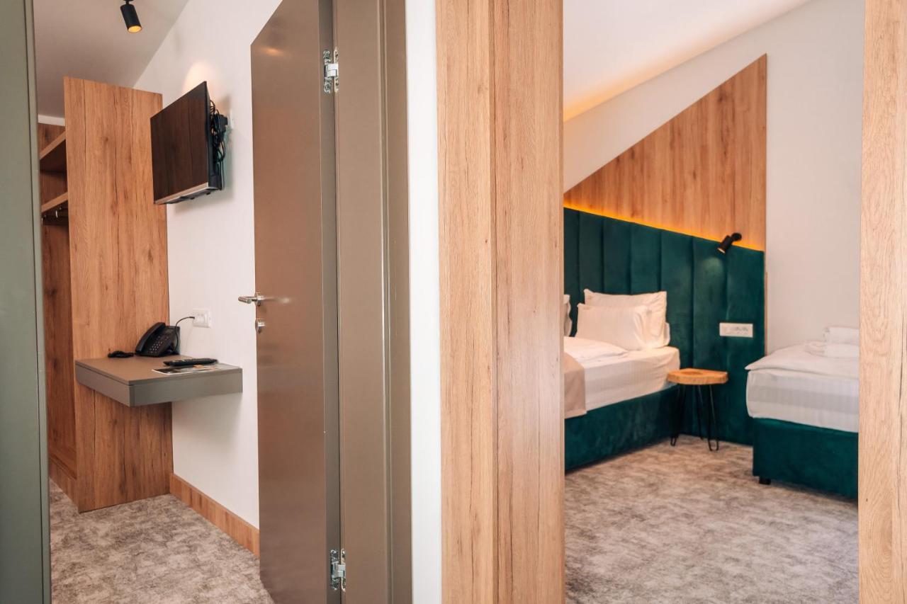 Hotel Forest Pale Bagian luar foto